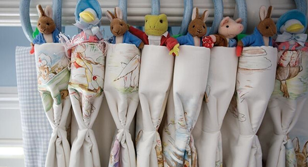 Как вешать тюль на шторной ленте: основные правила Как вешать тюль на шторной ленте