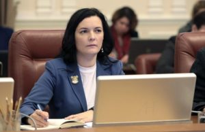 Глава минздрава Украины передумала жить с эвакуированными из Уханя