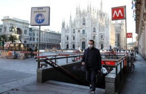 Роспотребнадзор призвал максимально сократить поездки за границу