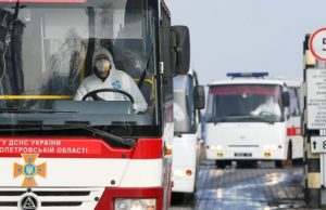 У водителя автобуса с эвакуированными из КНР украинцами поднялась температура