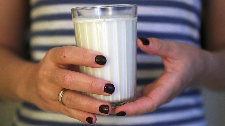 Ученые нашли связь между употреблением молока и раком груди