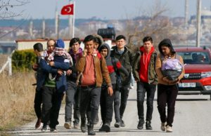 В ЕС прокомментировали сообщения о пропуске Турцией беженцев в Европу