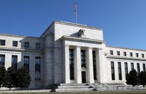 ФРС США снизила базовую ставку почти до нуля