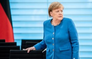 Меркель сдала тест на коронавирус