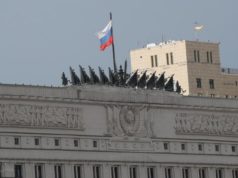 Минобороны опровергло сообщения о нарушившем международные правила военном самолете