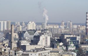 Власти Украины ввели карантин до 3 апреля из-за COVID-19