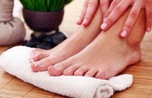 Как избавиться от натоптышей на ступне и пятках в домашних условиях