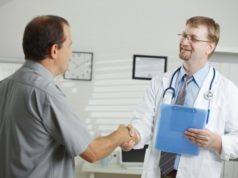 Какой врач лечит натоптыши на ногах