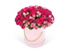 Оригинальные цветочные композиции в шляпных коробках