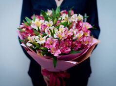 Удиви близких букетом с помощью доставки