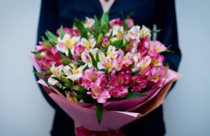 Удиви близких букетом с помощью доставки