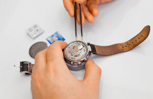 Ремонт наручных часов в Москве