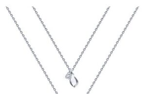 С чем носить серебряное колье