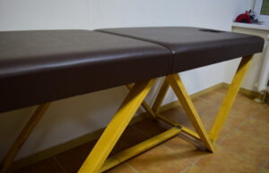 Как сделать массажный стол своими руками?