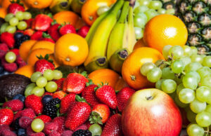 Могут ли ягоды и фрукты мешать похудению?