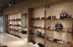 Самые модные стилизации с сапожками в главной роли