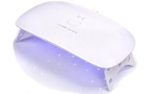 Как правильно подобрать лампу для маникюра