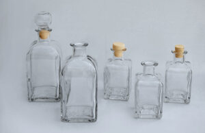 Скляні пляшки для рідин