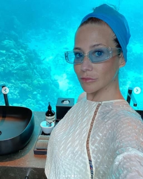 Юлия Барановская провела видеоэкскурсию в подводном номере на Мальдивах: "Жутковато, но завораживает"