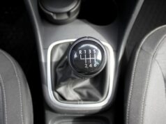 Лучше выбирайте «автомат»: топ-5 иномарок, которые не надо брать с МКП