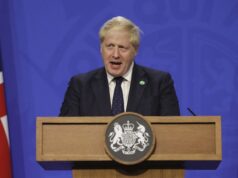 Президент России и премьер Великобритании провели телефонный разговор