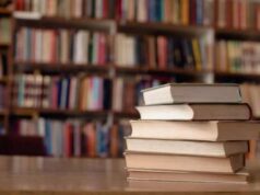 Стефанчук дал депутатам список книг для чтения на зимних каникулах