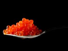 Украина завалена икрой из России. Как устроен рынок контрабанды