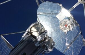 В Швейцарии научились получать керосин из грязного воздуха и солнечного света