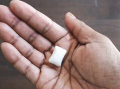 В США разработали жевательную резинку, существенно снижающую уровень коронавирусов в слюне