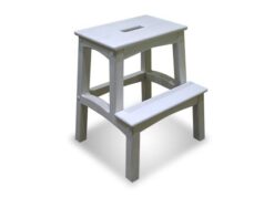 Удобство использования табурета-стремянки