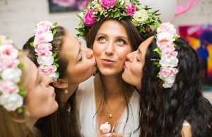 Как организовать девичник