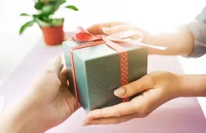 Что подарить творческому человеку