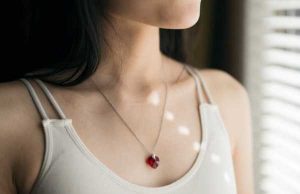 Амулет с хризолитом: амулет благополучия