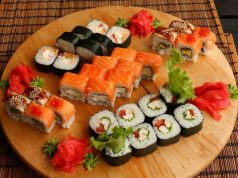 Почему стоит заказывать популярные роллы и суши в Pikapika