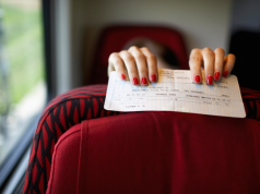 Отдых на море: как найти лучшие железнодорожные билеты на Ozon.travel для комфортного путешествия из Москвы в Анапу