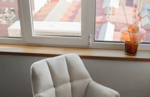 Многофункциональные кресло-реклайнеры: возможности трансформации и наличие дополнительных функций у современных моделей