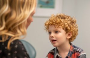 Важность ранней интервенции логопеда для развития речи у детей