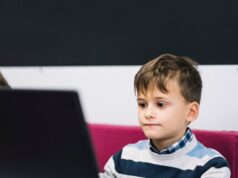 Онлайн-обучение программированию для детей: от первых строк кода до создания собственных игр