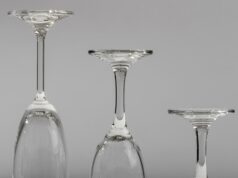 Изготовление уникальных изделий из стекла и зеркал