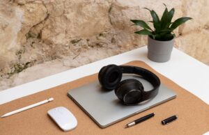 Тренды в мобильных аксессуарах: чехлы, зарядные устройства и гаджеты