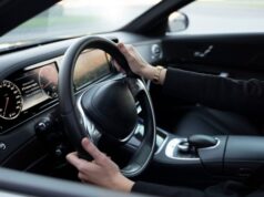 Как правильно выбрать материал для перетяжки салона авто?