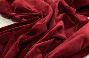 Как работать с бархатом: правила кроя и шитья, нюансы ухода за бархатными изделиями