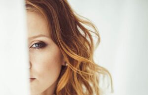 локоны и макияж секреты стильного образа