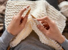 вяжем плед спицами своими руками