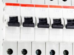 Принципы работы конденсаторных преобразователей напряжения