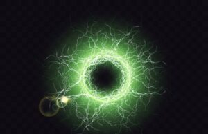 Электрический заряд атома и его свойства