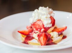 Рецепт и история десерта Павлова