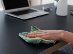 Значение снов о вытирании стола