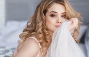 Модные женские стрижки шторы