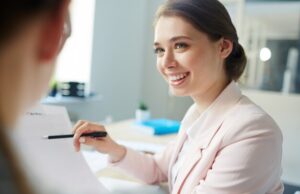 Как выбрать статус для соцсетей